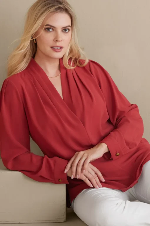 Akira Blouse