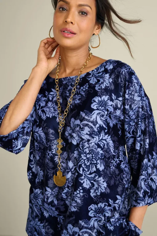 Aria Velvet Top
