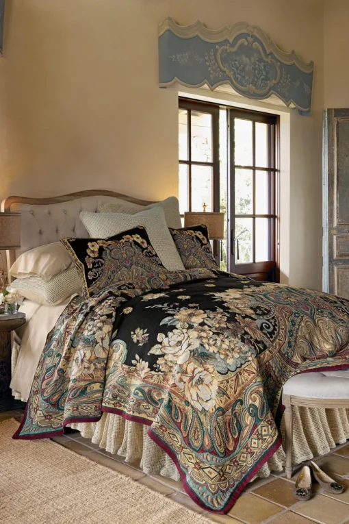 Ariya Tapestry Coverlet
