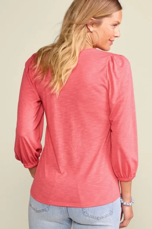 Elowyn Tee
