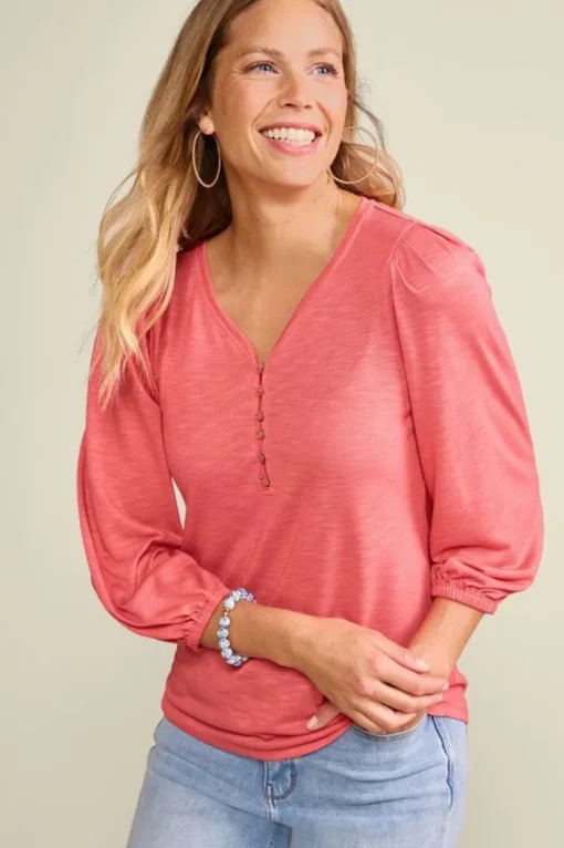 Elowyn Tee