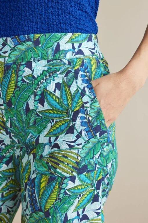 Flavia Linen Blend Shorts