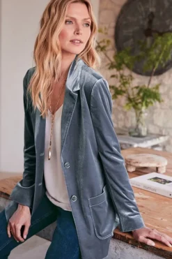 Holly Velvet Blazer