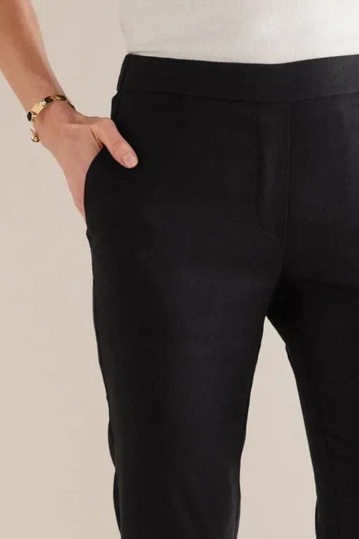 Isla Stretch Linen Slim Leg Pants