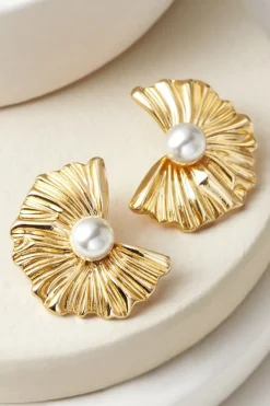 Lourdes Shell Earrings