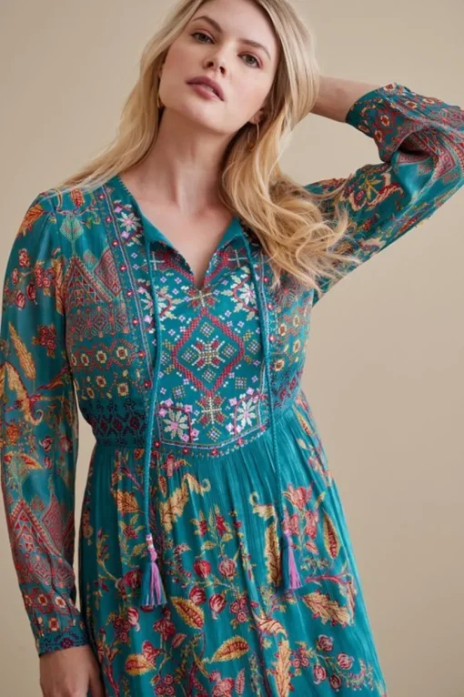 Mirapani Dress