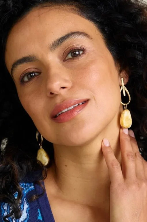 Ora Drop Earrings