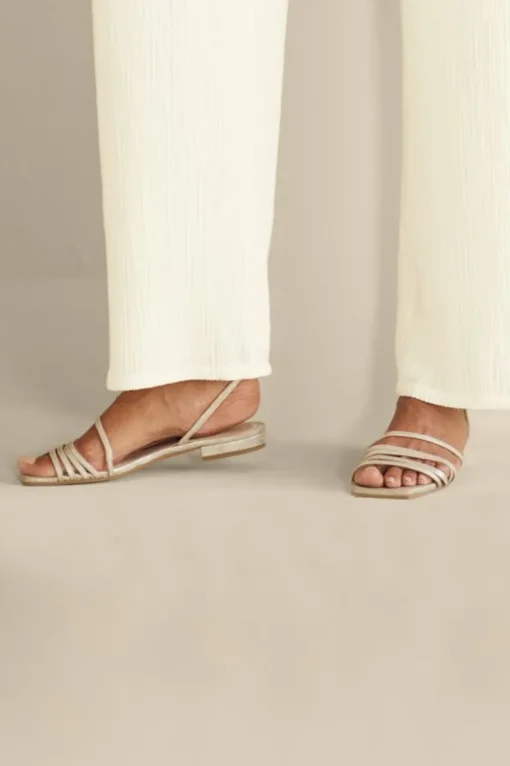 Pelle Moda Haize Strappy Sandal
