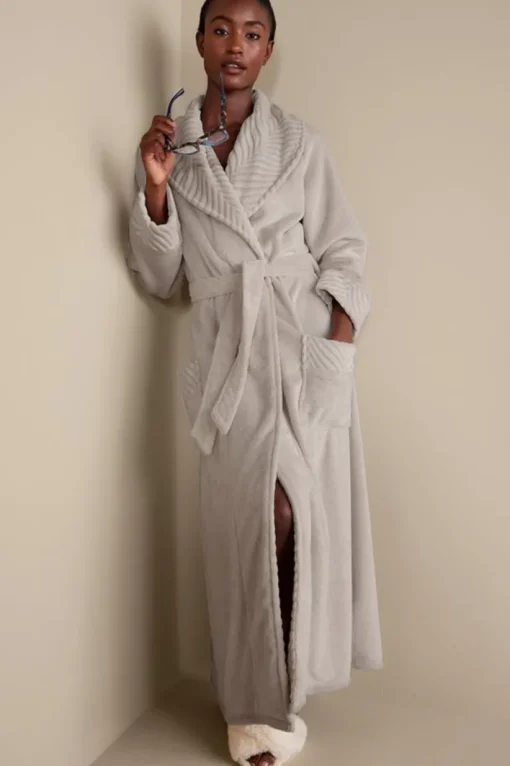 Royal Plush Robe