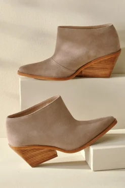 Seychelles Sedona Seamed Bootie