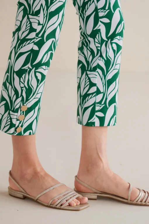 Soft Essential Superla Slim Leg Crop Pants