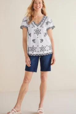 Teres Embroidered Tee