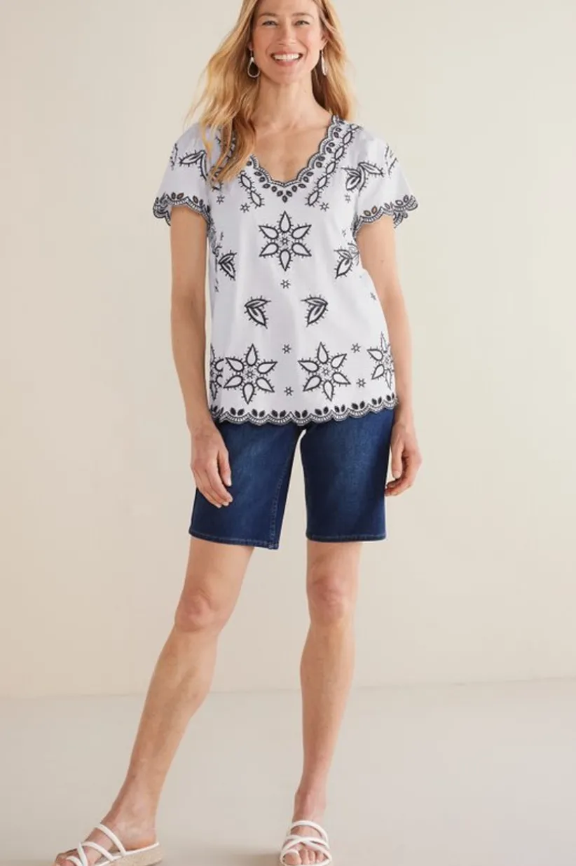 Teres Embroidered Tee