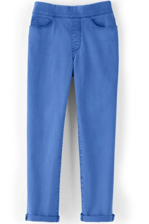The Ultimate Denim Pull-On Crop