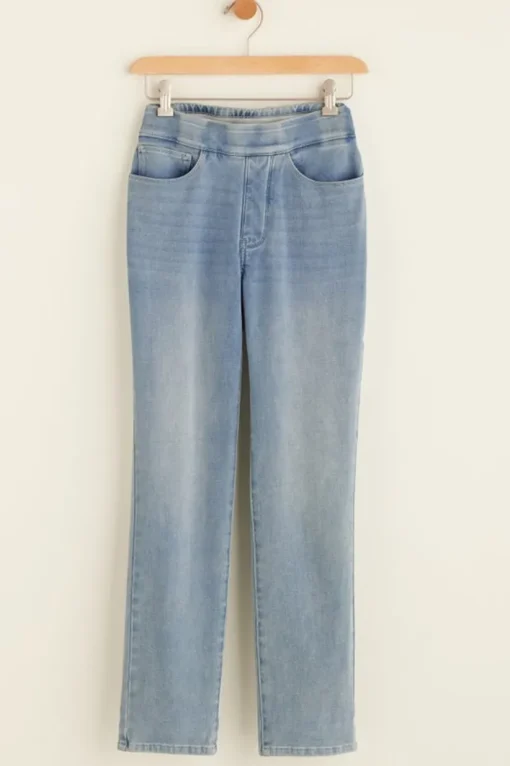 The Ultimate Denim Pull-On Crop