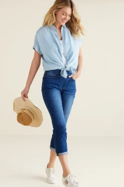 The Ultimate Denim Pull-On Crop