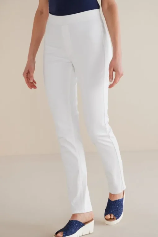 Ultimate Denim Pull-On Slim Leg Jeans