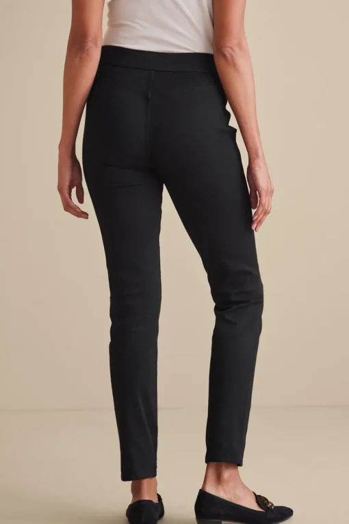 Ultimate Denim Pull-On Slim Leg Jeans