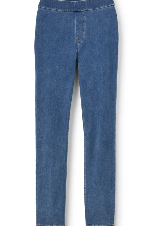 Ultimate Denim Pull-On Slim Leg Jeans