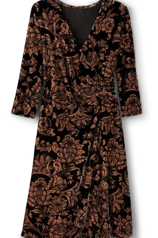 Velvet Hyannis Dress