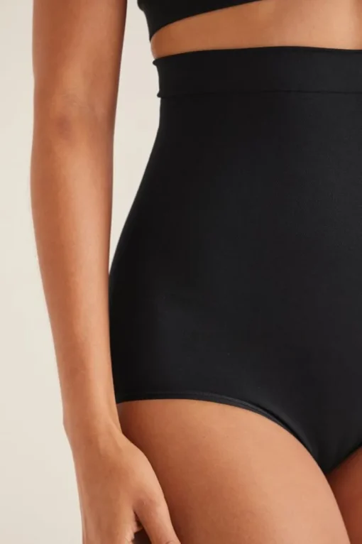 Yummie High Waist Shaping Brief
